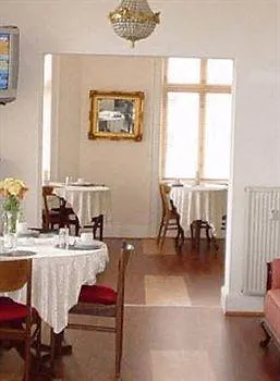 Отель Windsor 2*